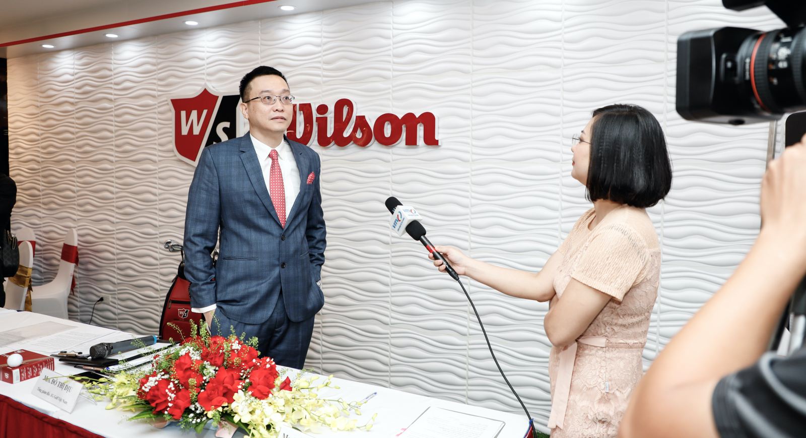 VTV3: Wilson Golf aims to become a popular golf brand in Vietnam