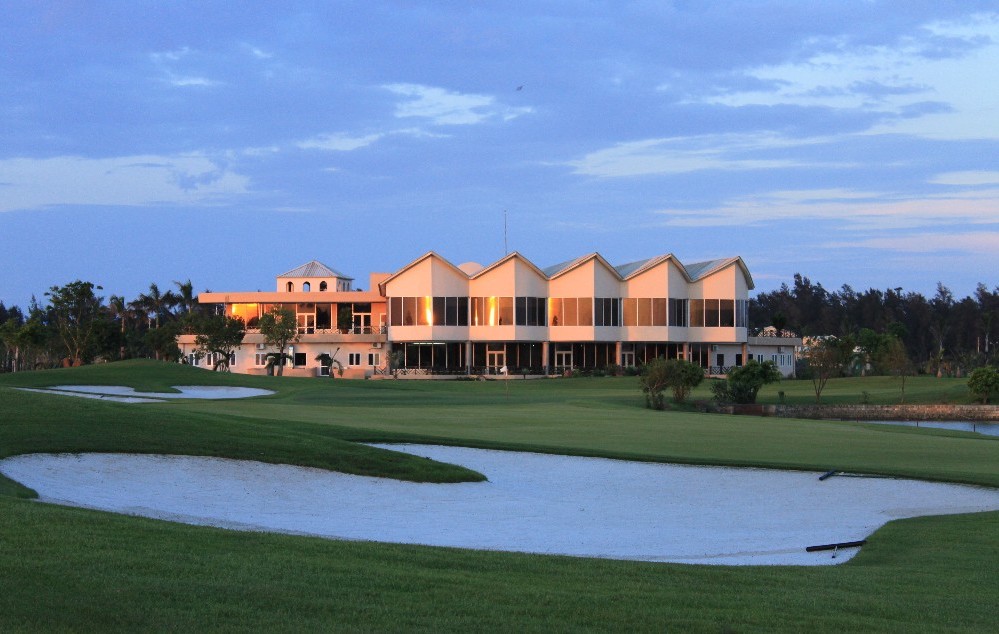 Cua Lo Golf Resort.